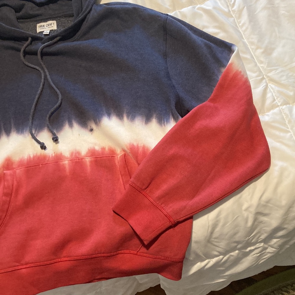 True Craft Men’s Pullover Hooded Sweatshirt - Picture 4 of 5